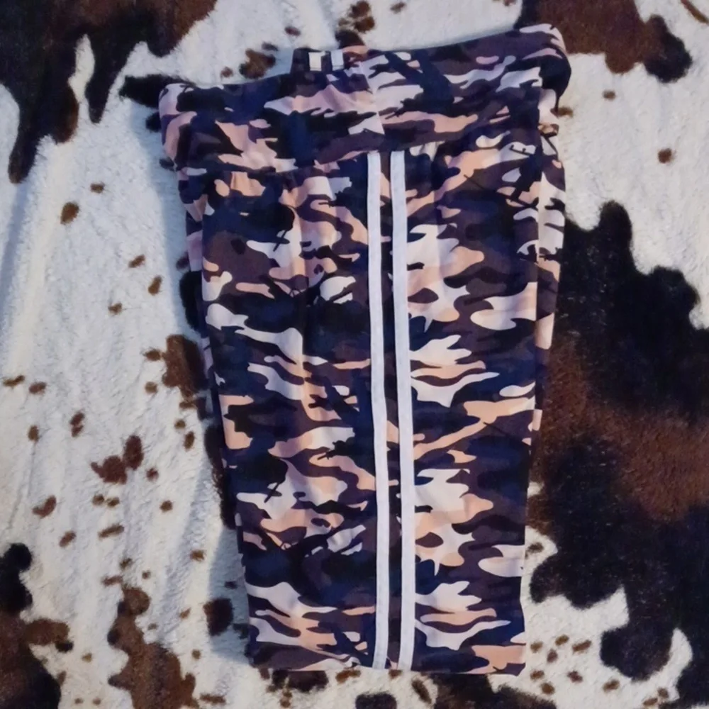 SHEIN, NWOT, LOUNGE WEAR, PAJAMA PANTS, SIZE S/M GIRLS.